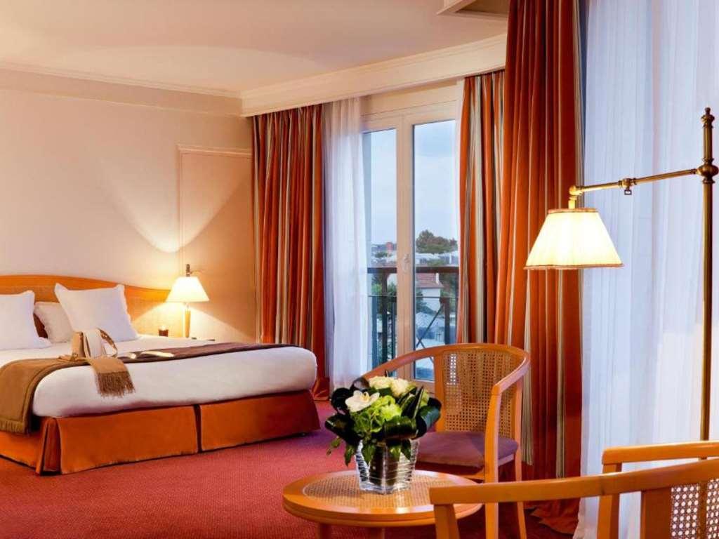 Hotel Barriere Le Grand Hotel Enghien-Les-Bains Pokój zdjęcie